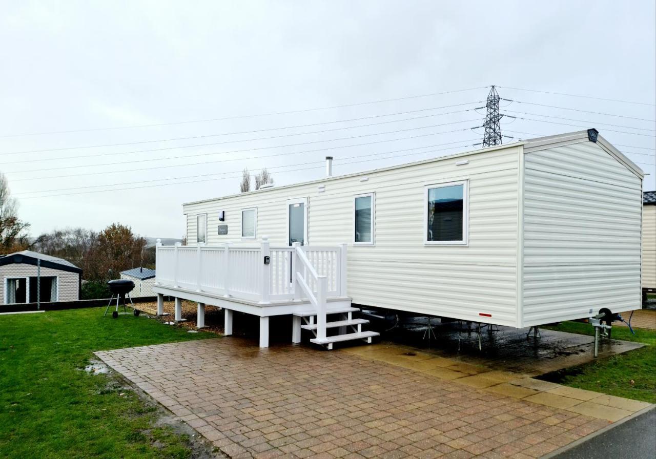 Escape City Caravan Lytchett Minster Екстер'єр фото