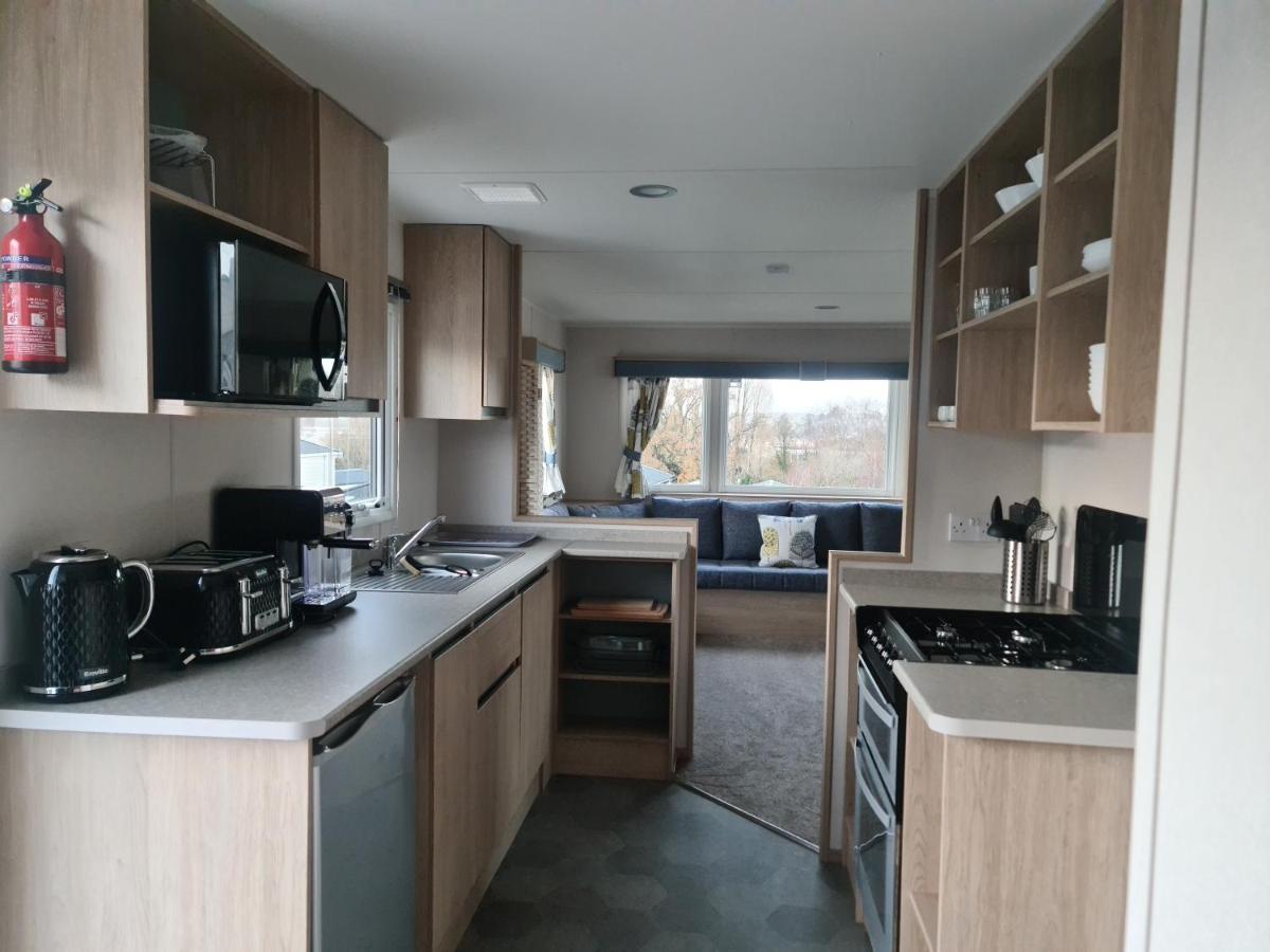 Escape City Caravan Lytchett Minster Екстер'єр фото